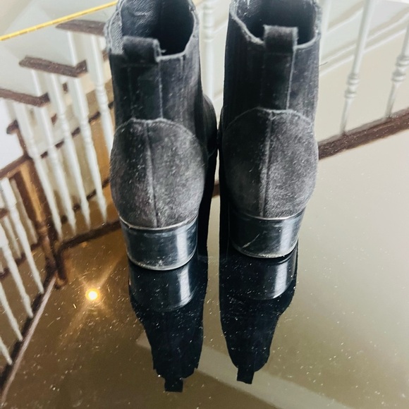 Marc Fisher Black Ankle suede Booties with Pointed Toe - Picture 5 of 6